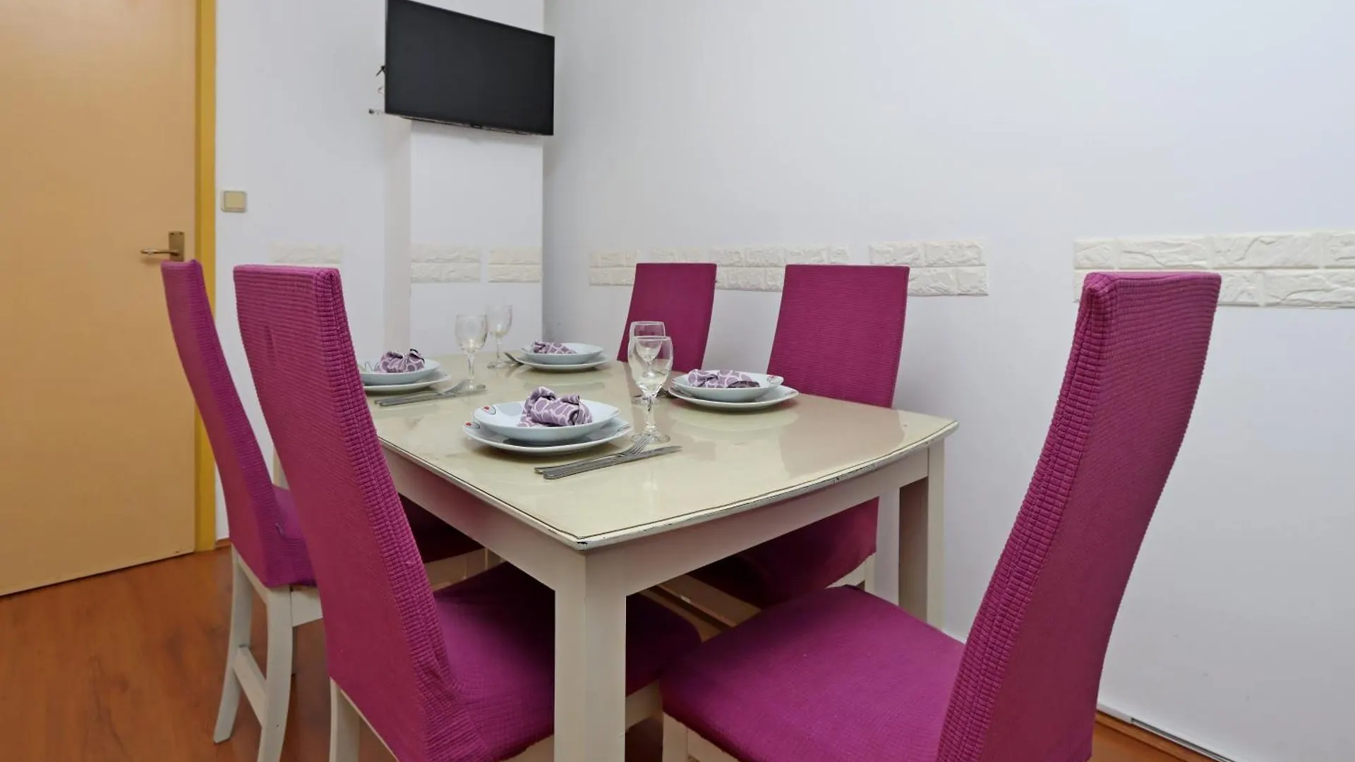 Apartments By The Sea Bakar, Rijeka - 15553